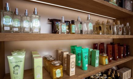Uhaina Spa et Institut de Beauté : Spa à Urrugne
