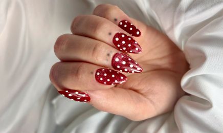 Skin care & body - Nails  : Manucure à Hardricourt