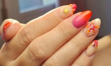 Kalizé Création (Ongle, cils, massage et strass dentaire) : Manucure à Saint-Sornin