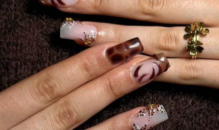 TrvNails & Strass Dentaire  : Manucure à Rennes