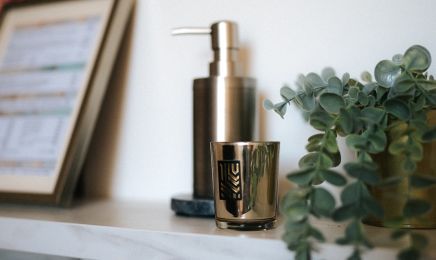 Derma-Ink : Manucure à Besançon