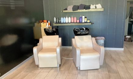 E&T Hair Studio • bot Genoma Ybera • : Coiffeur à Saint-Symphorien-de-Lay