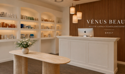 Vénus Beauté Brest : Manucure à Brest