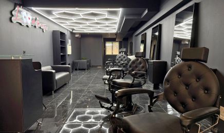 L’As de la coupe : Barbier à Puteaux