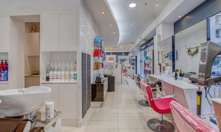 Camille Albane - Suresnes : Coiffeur à Suresnes