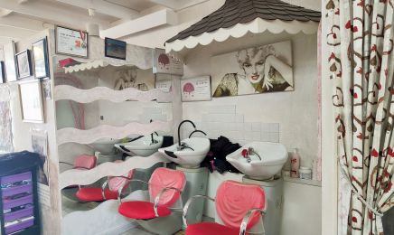 Mlg coiffure - Marie Laure - Championne de France  : Coiffeur à Gruissan