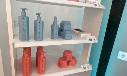 BaHaar Friseursalon & Kosmetik by Ahlam: Kosmetikstudio in Nürnberg
