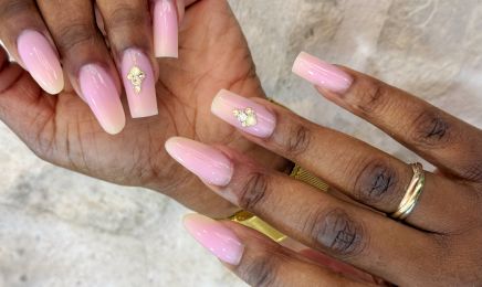 N'Mo nails studio : Manucure à Montreuil