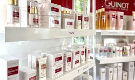 Beauté Création  : Manucure à Segré-en-Anjou Bleu