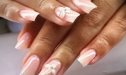 La Main dOr Nails : Manucure à Montauban