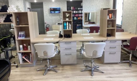 Chez Caroline : Coiffeur à Cenon