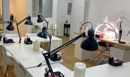 Kap Nails : Ongles - Beauté du regard et des pieds : Institut de beauté à Cesson-Sévigné