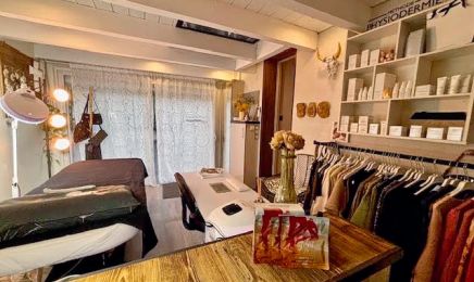 L’Atelier Beauté-Chez Faustine : Institut de beauté à Nâves-Parmelan