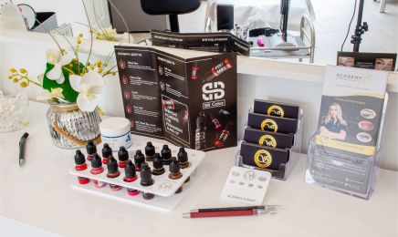 Zhanna Martini ACADEMY Maquillage permanent : Institut de beauté à Allauch
