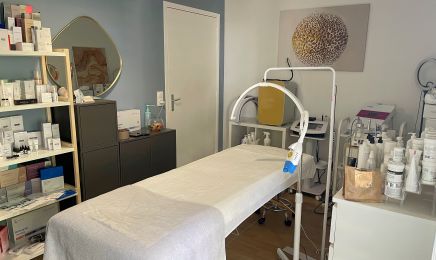 Dermaelle Paris by Anna Piat : Institut de beauté à Le Plessis-Robinson