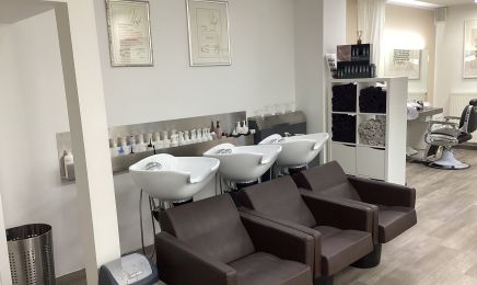 Kai Hecker Friseurmeister: Kosmetikstudio in Oberhausen