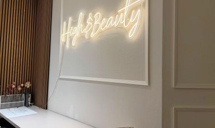 High & Beauty: Kosmetikstudio in Würselen