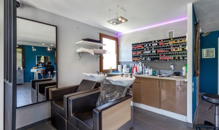 L’APPART : Style et Apparence & HEAD SPA : Coiffeur à Guillestre