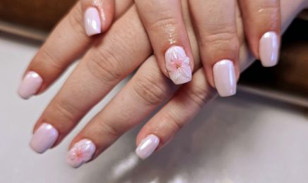Eva Esthétique : Manucure à Lyon