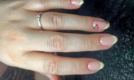 ER LEALYS BEAUTIFUL NAILS : Manucure à Saint-Romans