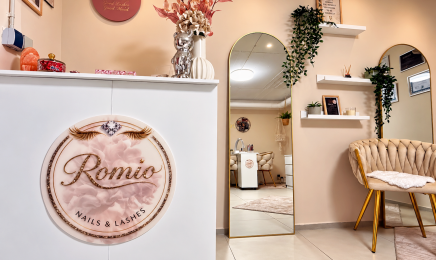 Romio Nails & Lashes : Nagelstudio in Steinbach (Taunus)