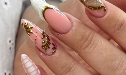 Stelou nail’s x Melanie lashes studio : Institut de beauté à Audenge