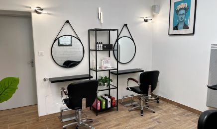 Le Reflet 9 : Coiffeur à Moutiers-les-Mauxfaits