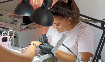 Alv Beauty┃Manucure Russe : Manucure à Aix-en-Provence