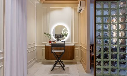 SourcilsParis.com | Soin Sourcils & Cils  Microblading  Browlift  Phibrows  Rehaussement : Institut de beauté à Paris