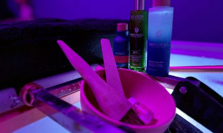 99 eme avenue : Coiffeur à La Couronne