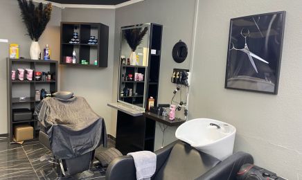 Lonlee P: Friseur in Neuss
