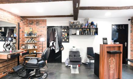 TH-BARBER : Barbier à Luzarches