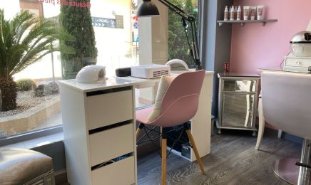 SB NAILS 06 : Institut de beauté à Mandelieu-la-Napoule