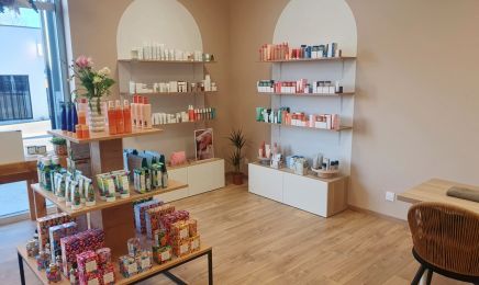 A Corps Parfait  : Manucure à Lécousse