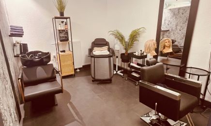 Isso Hairstylist: Kosmetikstudio in Oldenburg