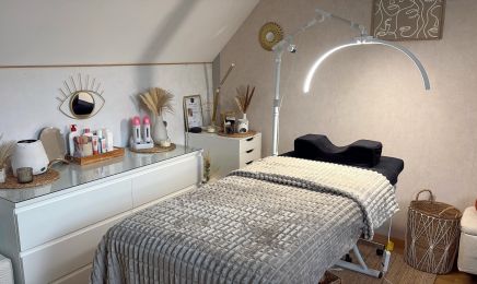 Maison Chloé : Manucure à Terres de Bord