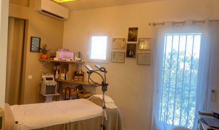 GlamVdermo Esthétique by Vanessa | Chez Coiffure Sabrina - Grasse : Institut de beauté à Grasse