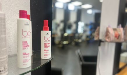 LOOK UP Friseur OHG: Kosmetikstudio in Landshut
