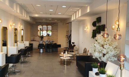 Rislane.D  : Coiffeur à Villette D’anton