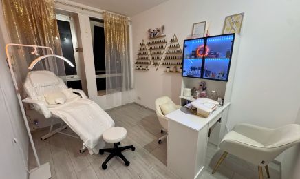 LAMINA BEAUTE : Manucure à Roubaix