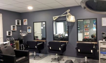 JL Elie Coiffure Perruquier  : Coiffeur à Yvetot