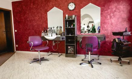 Salon Wolf: Kosmetikstudio in Ering