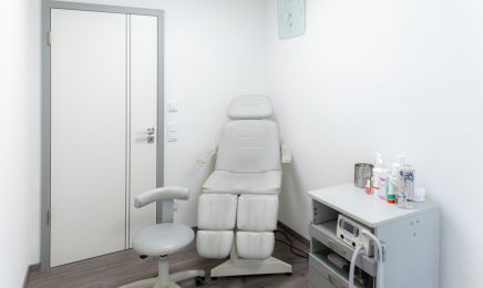 Kosmetik-Lifestyle Beauty & Hair : Kosmetikstudio in Neuenburg am Rhein