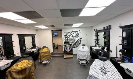 L’Artiste Coiffeur (Barber shop) : Barbier à Angers