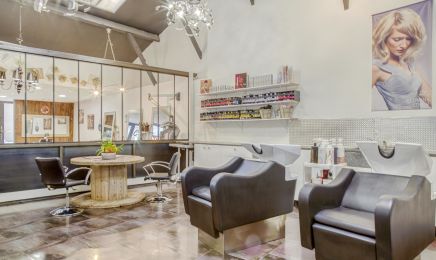 Les Goûts et les couleurs  : Coiffeur à Saint-Raphaël