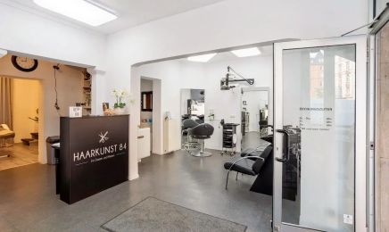 Haarkunst 84: Friseur in Frankfurt am Main