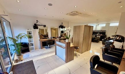 MARIE - Salon de coiffure : Coiffeur à Rueil-Malmaison