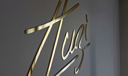 Auzi Maison de Beauté : Manucure à Bordeaux