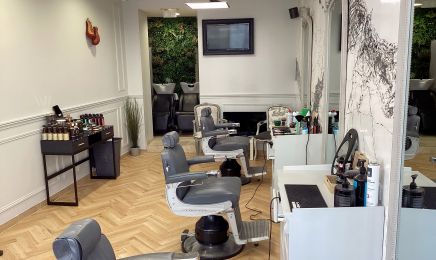 LES VILAINS BARBER (vieux lille ) L’atelier : Coiffeur à Lille