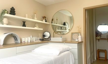 CM Esthétique et Experte du regard : Coiffeur à Mios